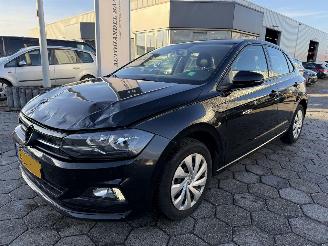 Vaurioauto  passenger cars Volkswagen Polo 1.6 TDI Comfortline 2019/6