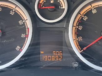 Opel Corsa 1.2-16V Business picture 17