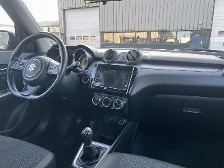 Suzuki Swift 1.2 Stijl Smart Hybrid picture 11