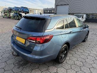 Opel Astra Sports Tourer 1.6 CDTI Innovation picture 4