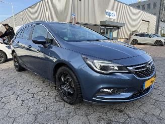 Opel Astra Sports Tourer 1.6 CDTI Innovation picture 3