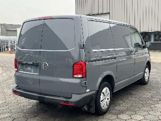 Volkswagen Transporter 2.0 AUTOMAAT L1H1 110KW picture 4