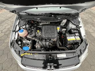 Volkswagen Polo 1.0 First Edition picture 7