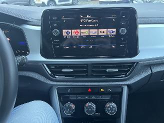 Volkswagen T-Roc 1.0 TSI Life Edition picture 10