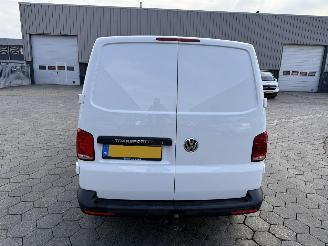 Volkswagen Transporter 2.0 TDI L2H3 32 Comfortline picture 7