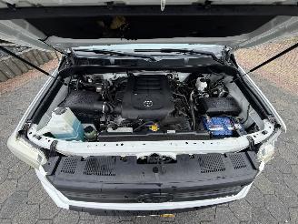 Toyota Tundra 5.7 V8 Double Cab picture 9