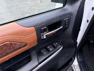 Toyota Tundra 5.7 V8 Double Cab picture 10