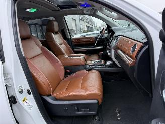 Toyota Tundra 5.7 V8 Double Cab picture 14