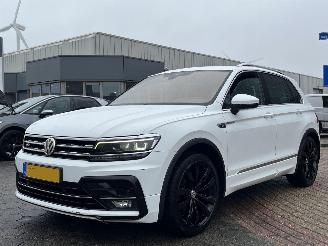 uszkodzony samochody osobowe Volkswagen Tiguan 1.4 TSI Comfortline Business R 2017/10