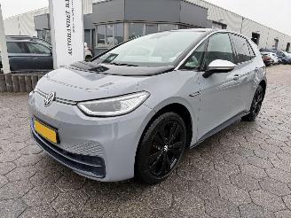 škoda osobní automobily Volkswagen ID.3 First Plus 58 kWh 2020/12