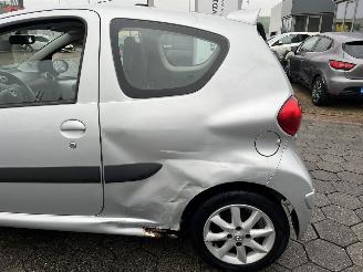 Toyota Aygo 1.0-12V + picture 7
