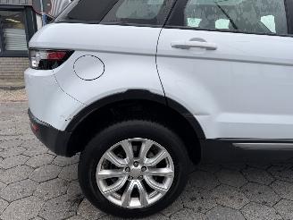 Land Rover Range Rover Evoque 2.2 eD4 2WD Pure Business Edition picture 8