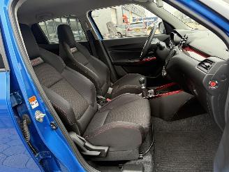 Suzuki Swift 1.4 Sport Smart Hybrid picture 17