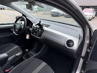 Volkswagen Up! 1.0 BMT high up! picture 16