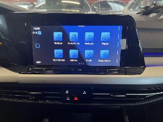 Volkswagen Golf 1.0 eTSI Life picture 16