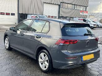 Volkswagen Golf 1.0 eTSI Life picture 6