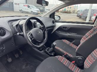Citroën C1 1.0 VTi Feel zeer lichte schade picture 12