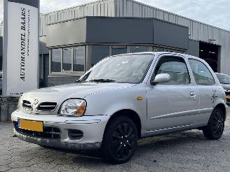  Nissan Micra 1.4 Miracle CVT AUTOMAAT 2001/4