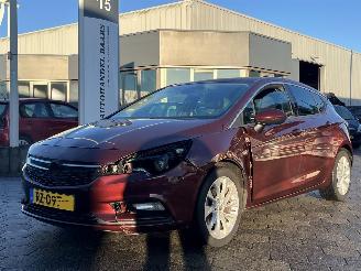 krockskadad bil auto Opel Astra 1.4 Business Executive 2018/3