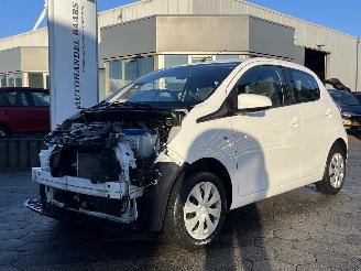 Coche accidentado Peugeot 108 1.0 e-VTi Active 2021/9