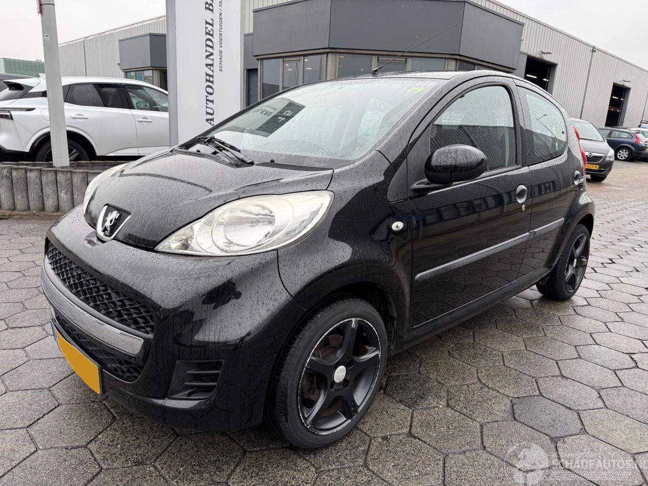 Peugeot 107 1.0-12V XS