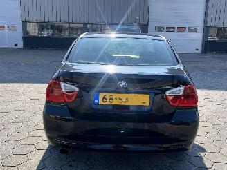 BMW 3-serie 318i picture 5