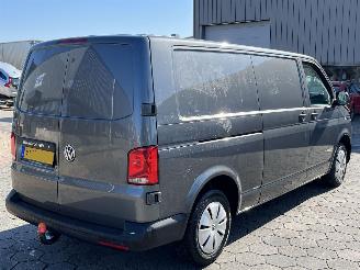 Volkswagen Transporter 2.0 TDI L2H3 28 picture 4