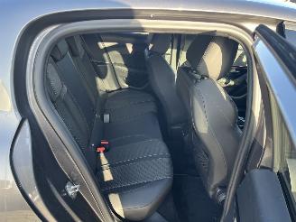 Peugeot 208 1.2 PureTech GT AUTOMAAT picture 11