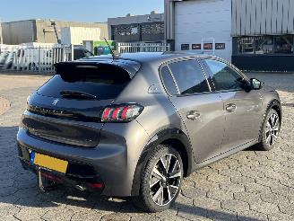 Peugeot 208 1.2 PureTech GT AUTOMAAT picture 4