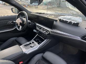 BMW 3-serie 330e M xDrive pano picture 14