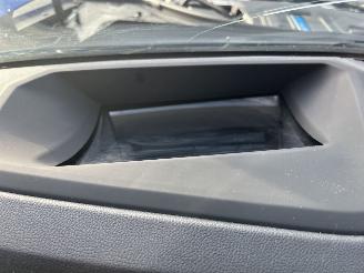 BMW 3-serie 330e M xDrive pano picture 21