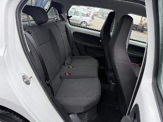 Volkswagen Up! 1.0 picture 13