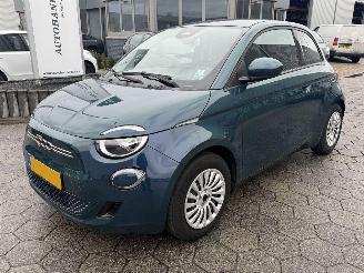 Coche accidentado Fiat 500 Urban 42 kWh 2023/5