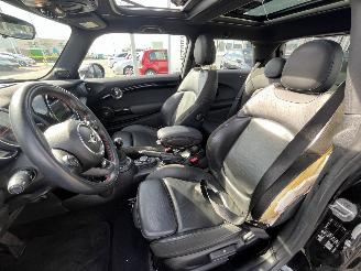 Mini Cooper 1.5 Cooper Marylebone picture 15