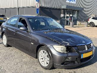 BMW 3-serie 318i Dynamic Executive picture 3