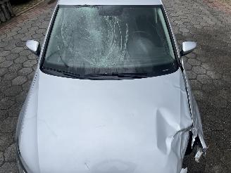 Volkswagen Polo 1.0 Bluemotion Edition AUTOMAAT picture 12