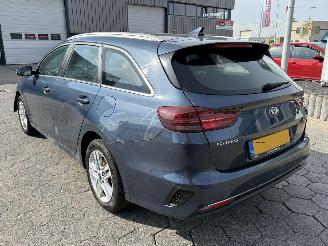 Kia Ceed 1.0 T-GDi DynamicLine picture 3