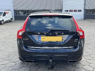 Volvo V-60 2.4 D6 AWD Plug-In Hybrid R-Design picture 5