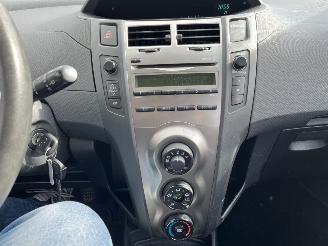 Toyota Yaris 1.3 VVTi Comfort picture 17