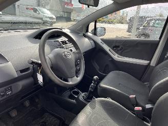 Toyota Yaris 1.3 VVTi Comfort picture 12