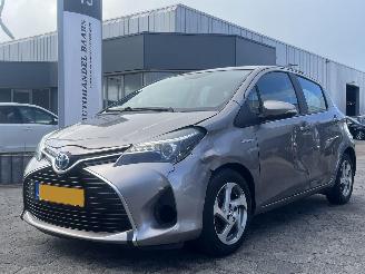Schadeauto Toyota Yaris 1.5 Hybrid Lease 2016/1