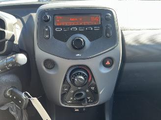 Peugeot 108 1.0 e-VTi Active picture 17