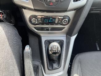 Ford Focus 1.6 TI-VCT First Edition picture 18