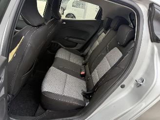 Renault Clio TCe 90 Evolution picture 11