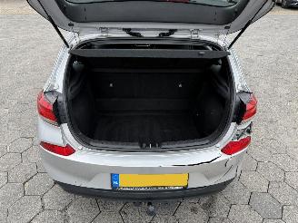 Hyundai I-30 1.0 T-GDI Comfort picture 13