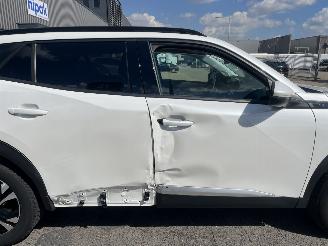 Peugeot e-2008 EV Allure 50 kWh picture 9