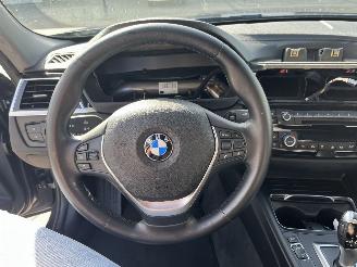BMW 3-serie 320i Edition Luxury Line Purity Executive picture 14