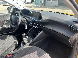 Peugeot 208 1.2 PureTech Active Pack picture 10