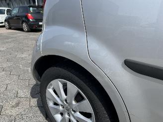 Suzuki Splash 1.0 Exclusive picture 19