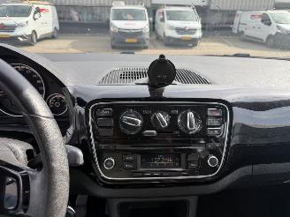 Volkswagen Up! 1.0 high up! BlueMotion picture 19